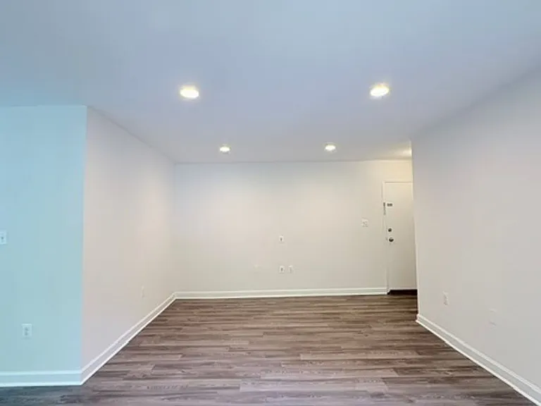 12403 Braxfield Ct #12 — Photo 6