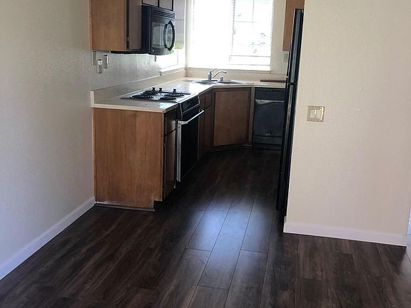 4th image of 5307 Vichy Cir
