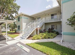 180 Furse Lakes Cir APT E8, Naples, FL 34104