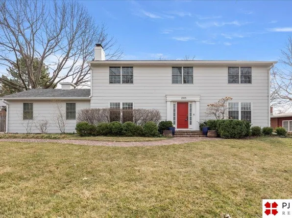 2005 S 91st St, Omaha, NE 68124