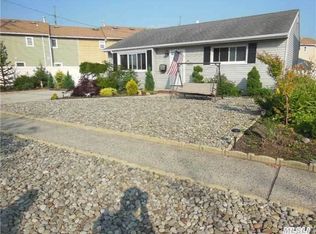 565 Long Beach Rd, Island Park, NY 11558