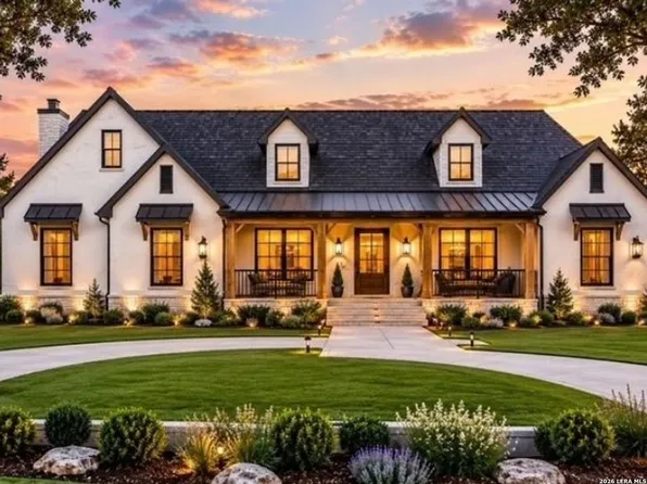 339 Axis Circle, Fredericksburg, TX 78624