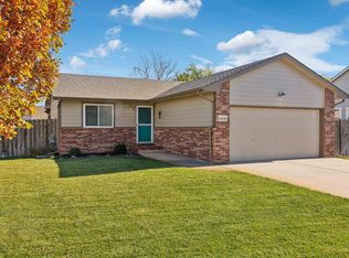 11218 W Carr Ct, Wichita, KS 67209