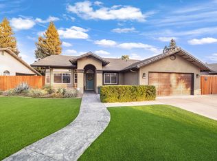 936 S Rio Vista St, Visalia, CA 93292