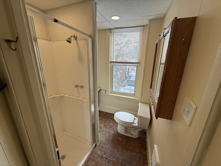 253 N York Street — Photo 6