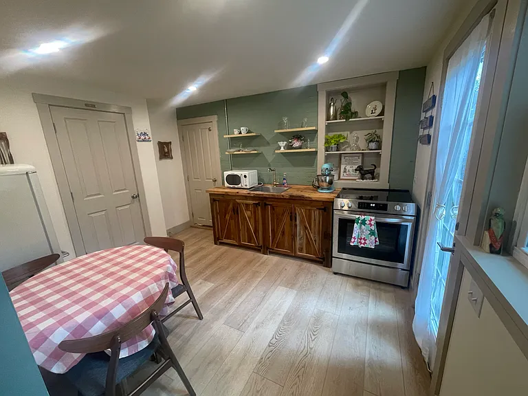 128 S Caln Rd — Photo 8