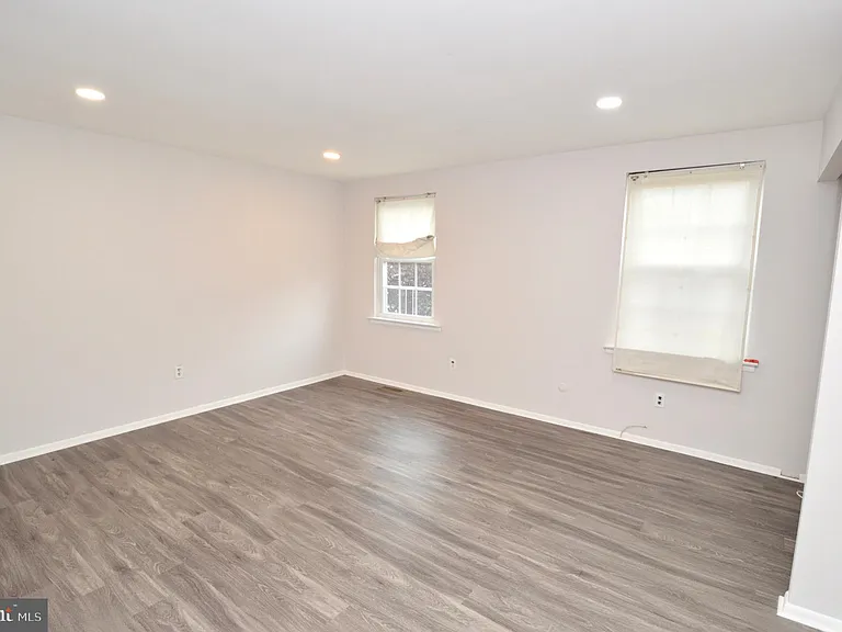 1711 Brentwood Pl — Photo 12