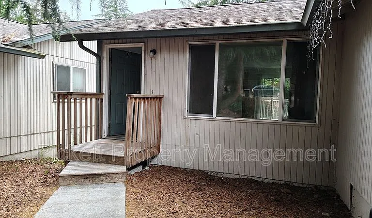 1803 Winfield Ave #B — Photo 1