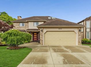 48656 Presidential Dr, Macomb, MI