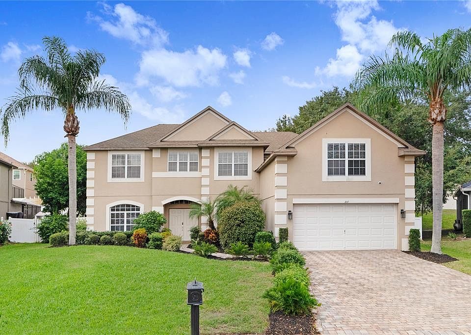 1st image of 207 LARGOVISTA DRIVE