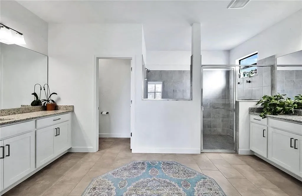 11348 Canopy Loop - 1 — Photo 2