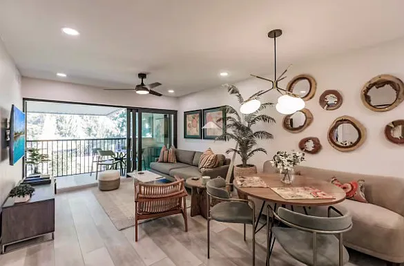 2 bed, 864 sqft, $11,970 — Photo 3