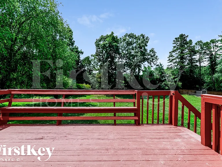 2097 Blackberry Cir — Photo 14