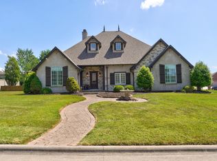 6024 S Black Oak Dr, Springfield, MO 65804