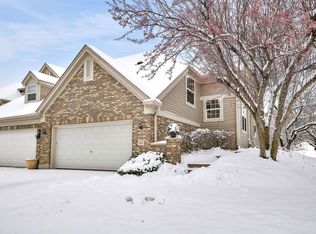 141 River Mist Dr, Oswego, IL 60543