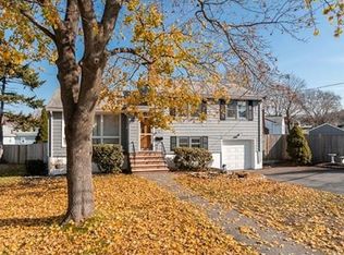 16 Albert Rd, Peabody, MA 01960