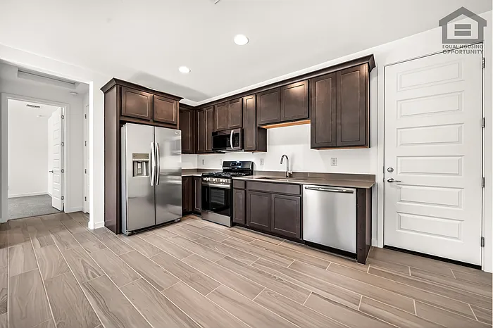 9828 W Mulberry Dr — Photo 37