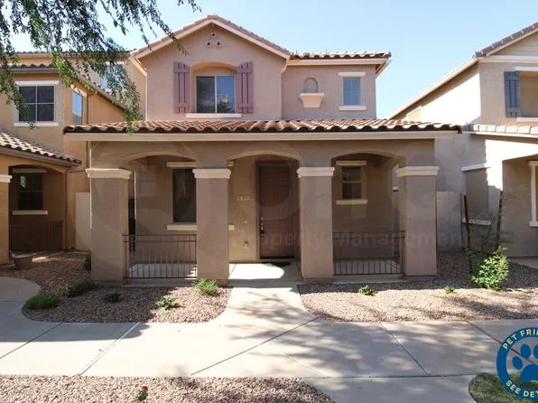 2840 S Brett St, Gilbert, AZ 85295