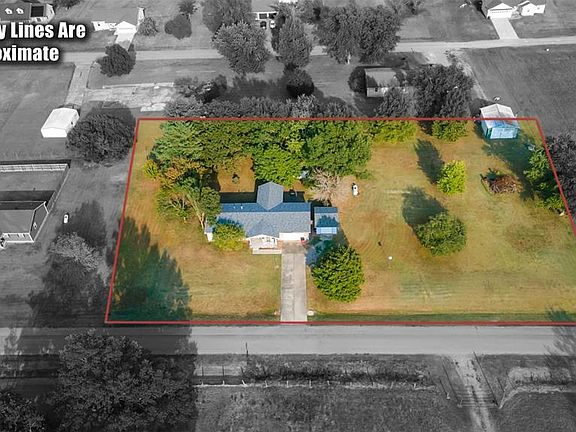 2nd image of 8 Elizabeth Rd