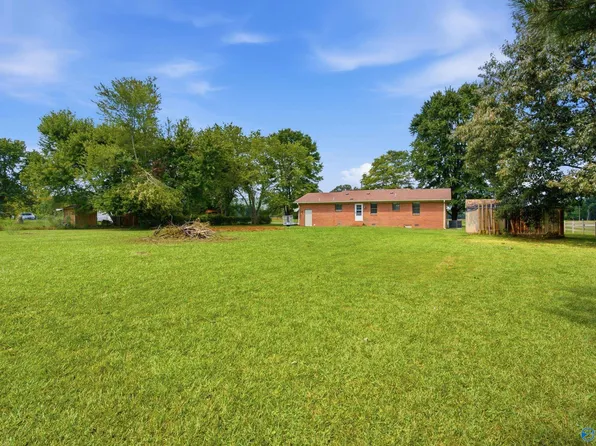 604 Honea Ln, New Hope, AL 35760