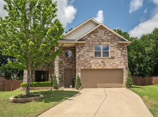 1901 Yellowstone Ln, Corinth, TX 76210