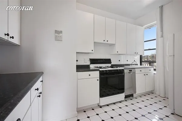 Rented by Corcoran | media 1