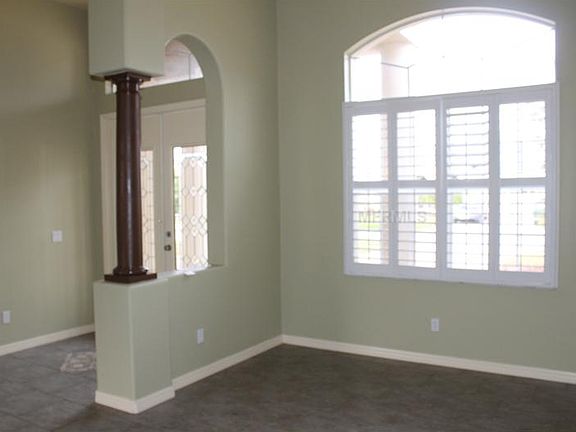 3rd image of 18056 Thornhill Grand Cir