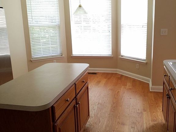 5th image of 3713 Governor Yeardley Ln