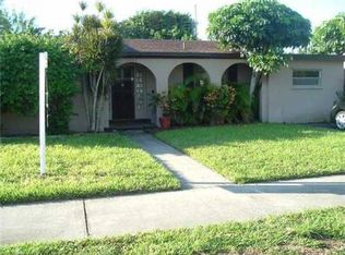 2520 NE 208th Ter, Miami, FL 33180