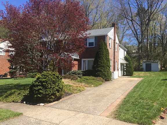 Three (3) Car Driveway