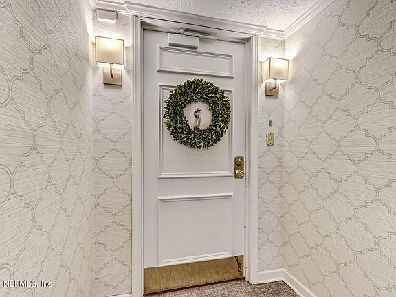 2nd image of 2970 ST JOHNS Avenue #11E