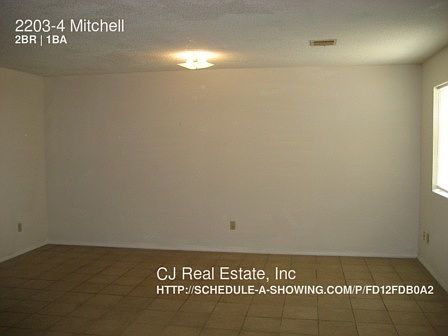 2nd image of 2203 SW Mitchell St APT 4
