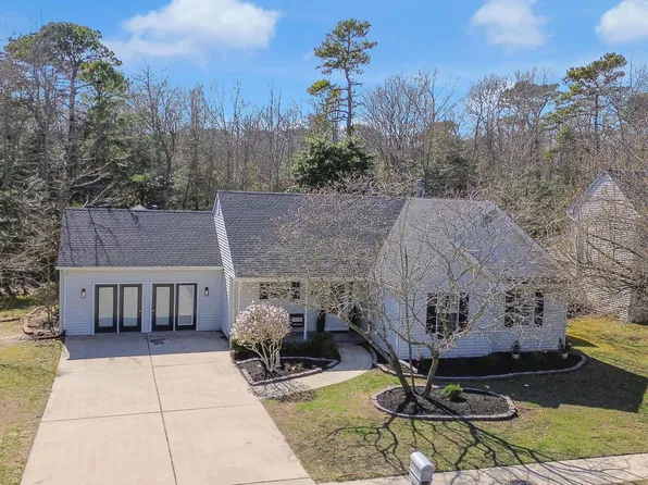 238 Harbourtown Blvd, Little Egg Harbor, NJ 08087