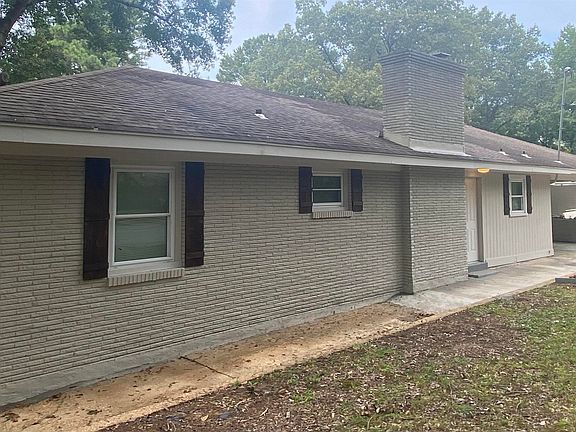 2nd image of 4749 Lakeridge Dr