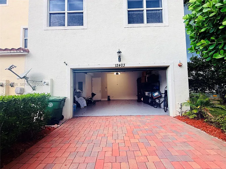 12403 NW 18th Ct #12403 — Photo 41