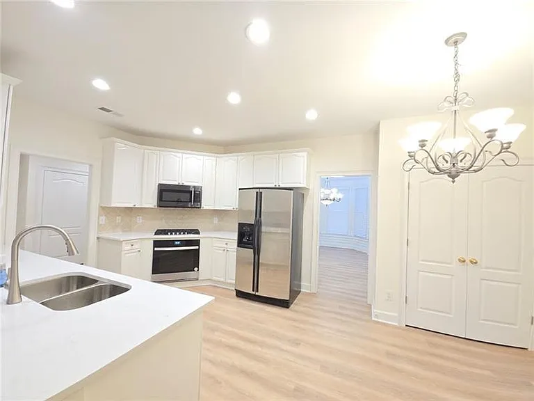 12592 Waterside Dr — Photo 7