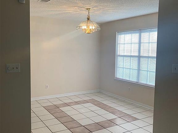 5th image of 2076 Coral Creek Dr