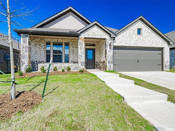 2nd image of 2529 Moser Ln