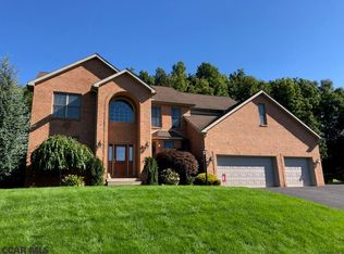 1311 Barnstable Ln, State College, PA 16803