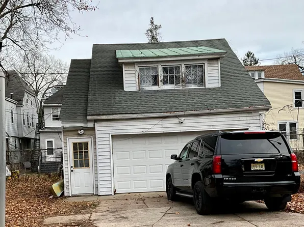 912 W State Street, Trenton, NJ 08618