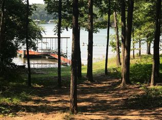 1306 Tranquility Ln, Hartwell, GA 30643