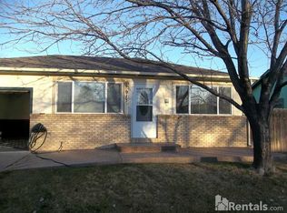 913 Mesa Ct, Windsor, CO 80550