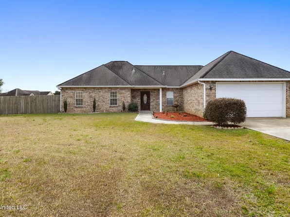 49 Apache Dr, Picayune, MS 39466