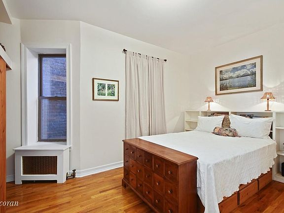 4th image of 7 E 3rd St APT 13