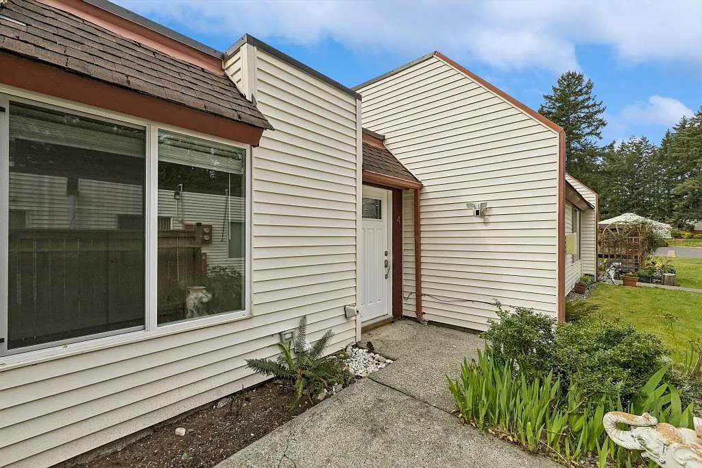 14600 SE 176th St Unit L4, Renton, WA 98058 - 2 bedrooms — Photo 2
