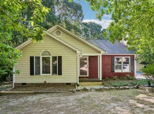 512 Rockvale Ct, Benson, NC 27504