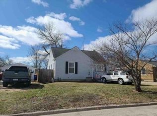 2923 Iowa Ave SE, Cedar Rapids, IA 52403