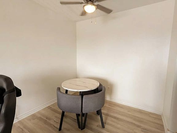 3rd image of 2041 Arrowsmith Dr #402C