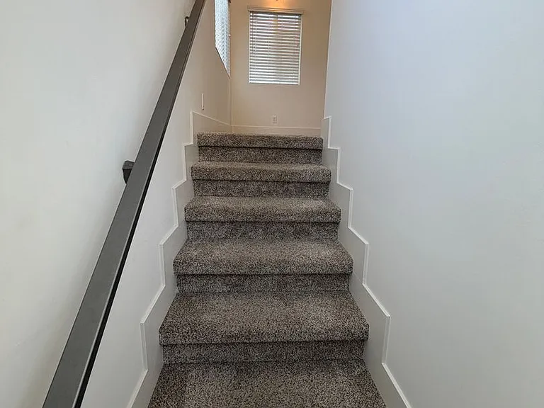 1164 Shelburn Ln — Photo 12
