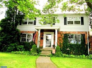 2502 Dalin Dr, Reading, PA 19609